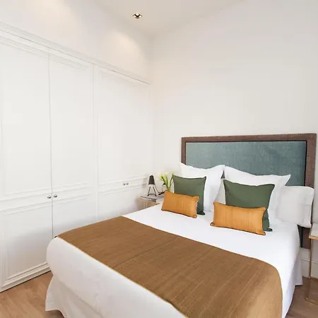 Isg Apartments Cedaceros Seville Exterior photo
